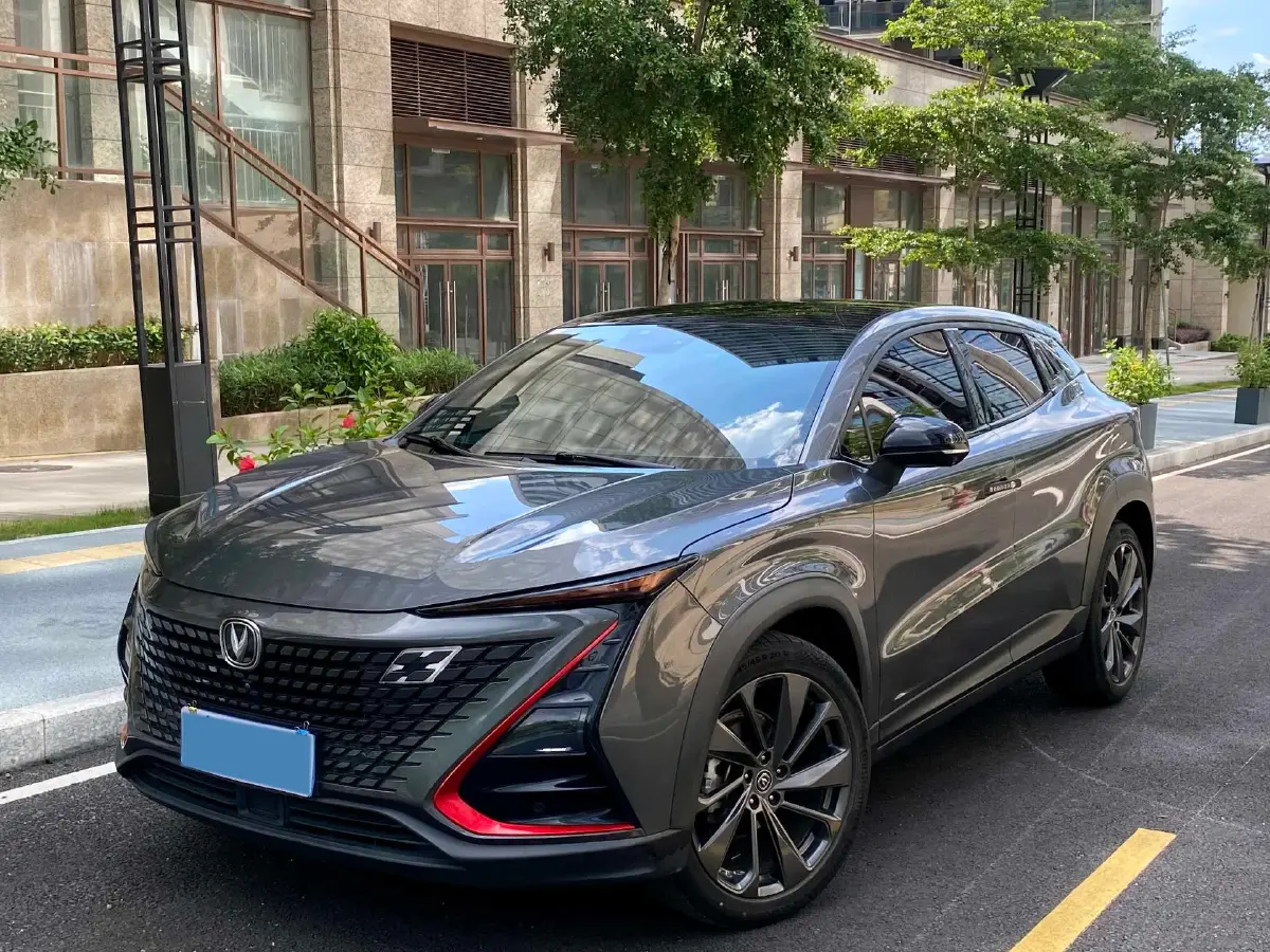 2020 ChangAn UNI-T 1.5T 180HP L4 7DCT