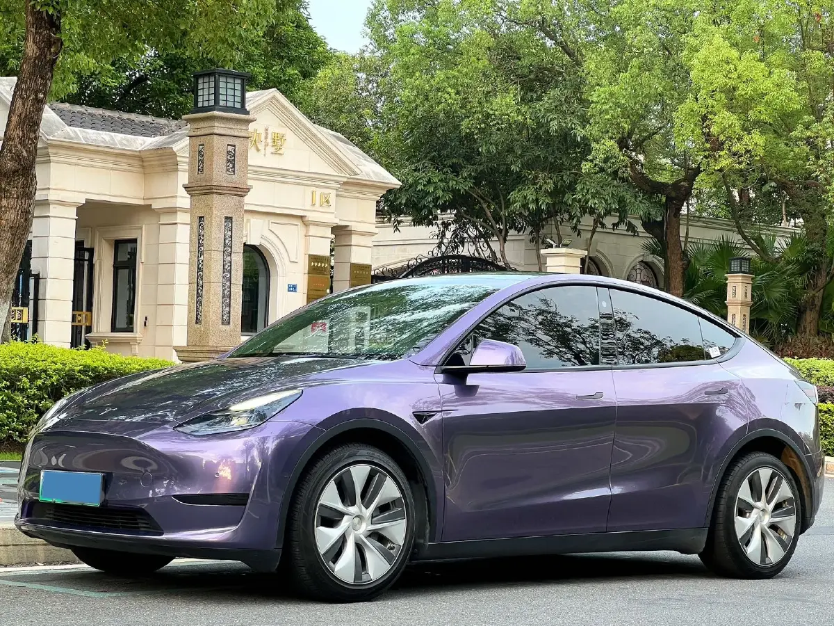 2022 Tesla Model Y BEV 60KWH