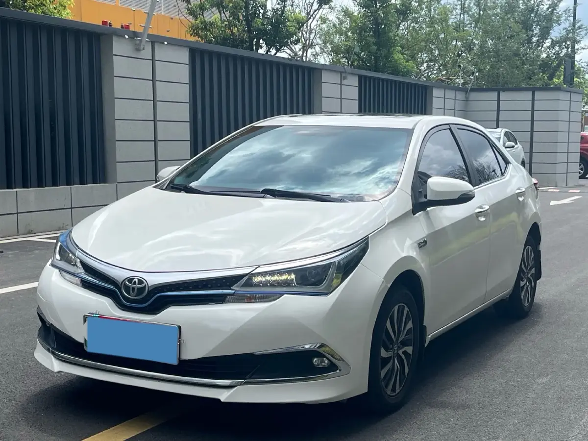2019 Toyota Corolla Hybird E+ 1.8L 99HP L4 E-CVT PHEV 10.5KWH
