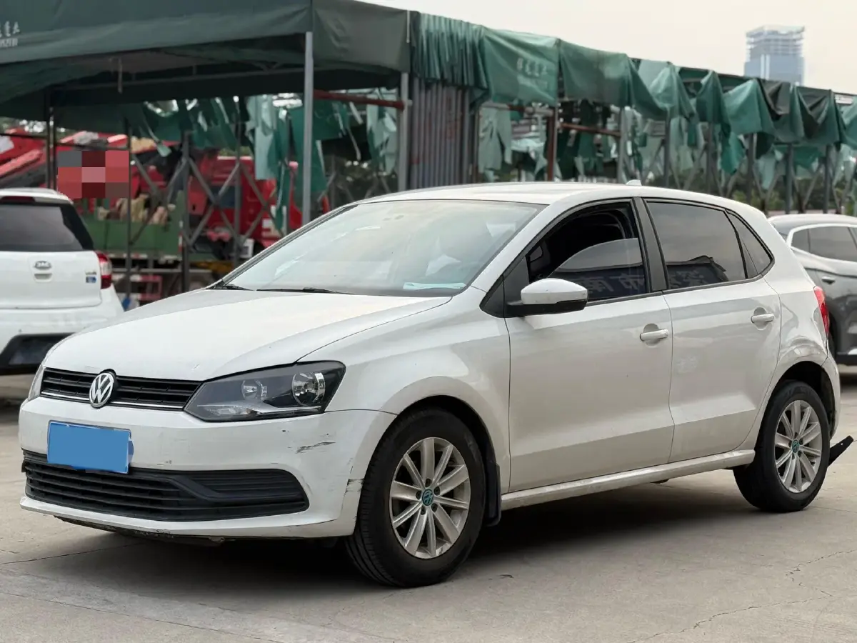 2016 Volkswagen Polo 1.4L 90HP L4 5MT