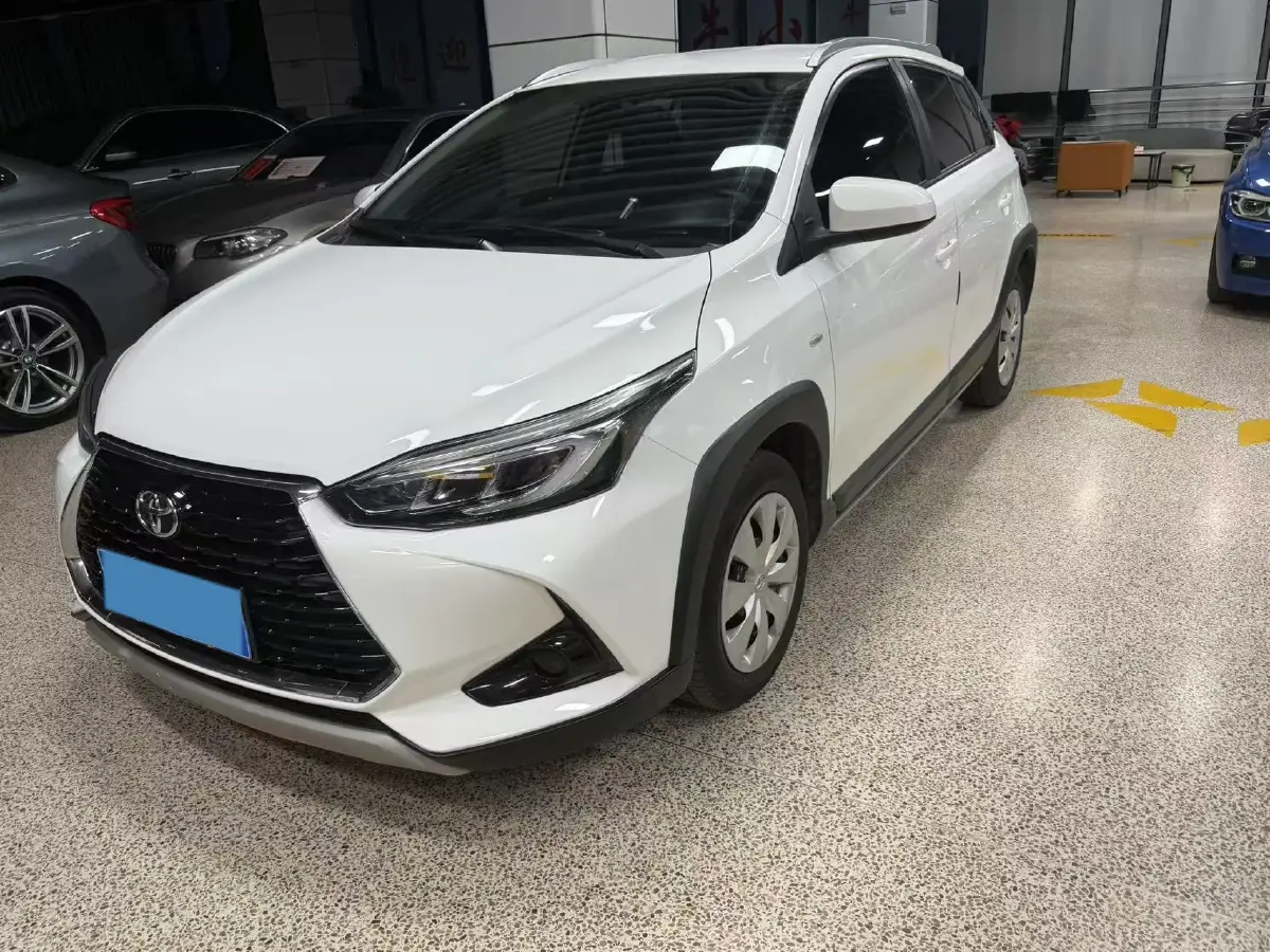 2019 Toyota Yaris L 1.5L 110HP L4 CVT 2019 Toyota Yaris L 1.5L 110HP L4 CVT