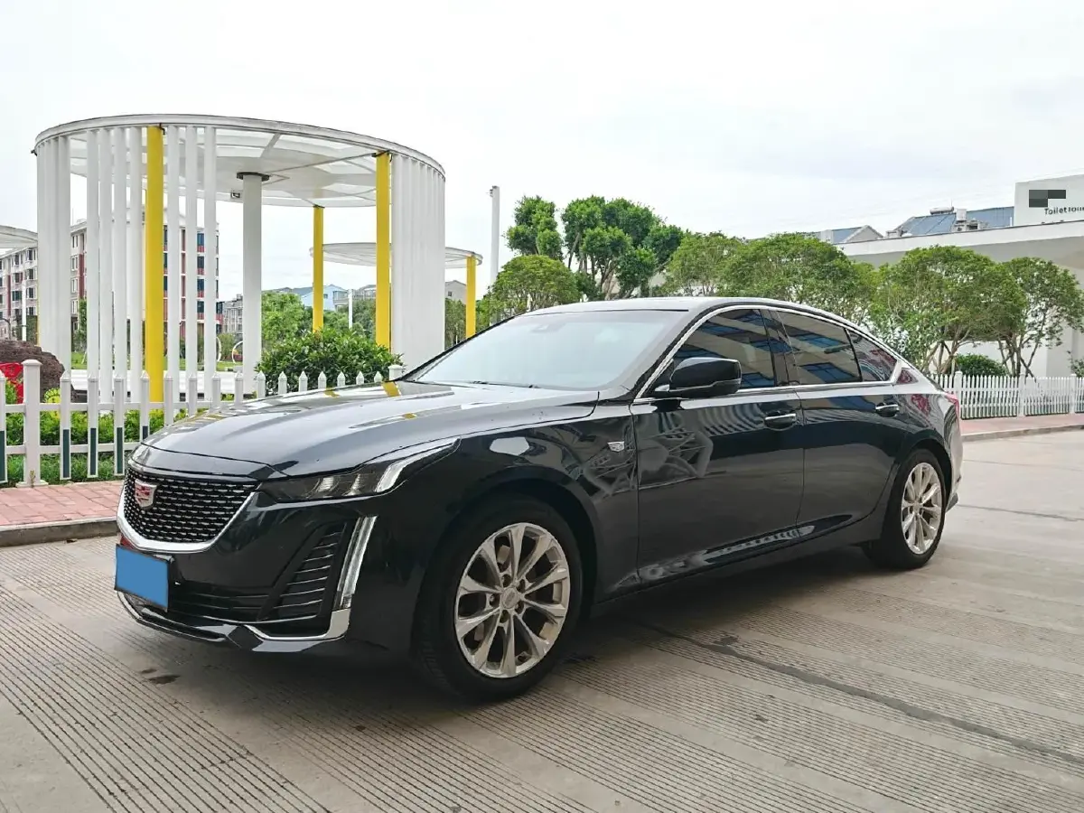 2022 Cadillac CT5 2.0T 237HP L4 10AT 2022 Cadillac CT5 2.0T 237HP L4 10AT