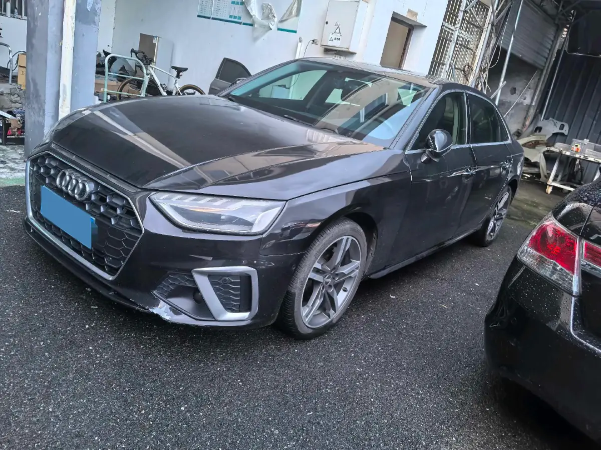 2020 Audi A4L 2.0T 150HP L4 7DCT