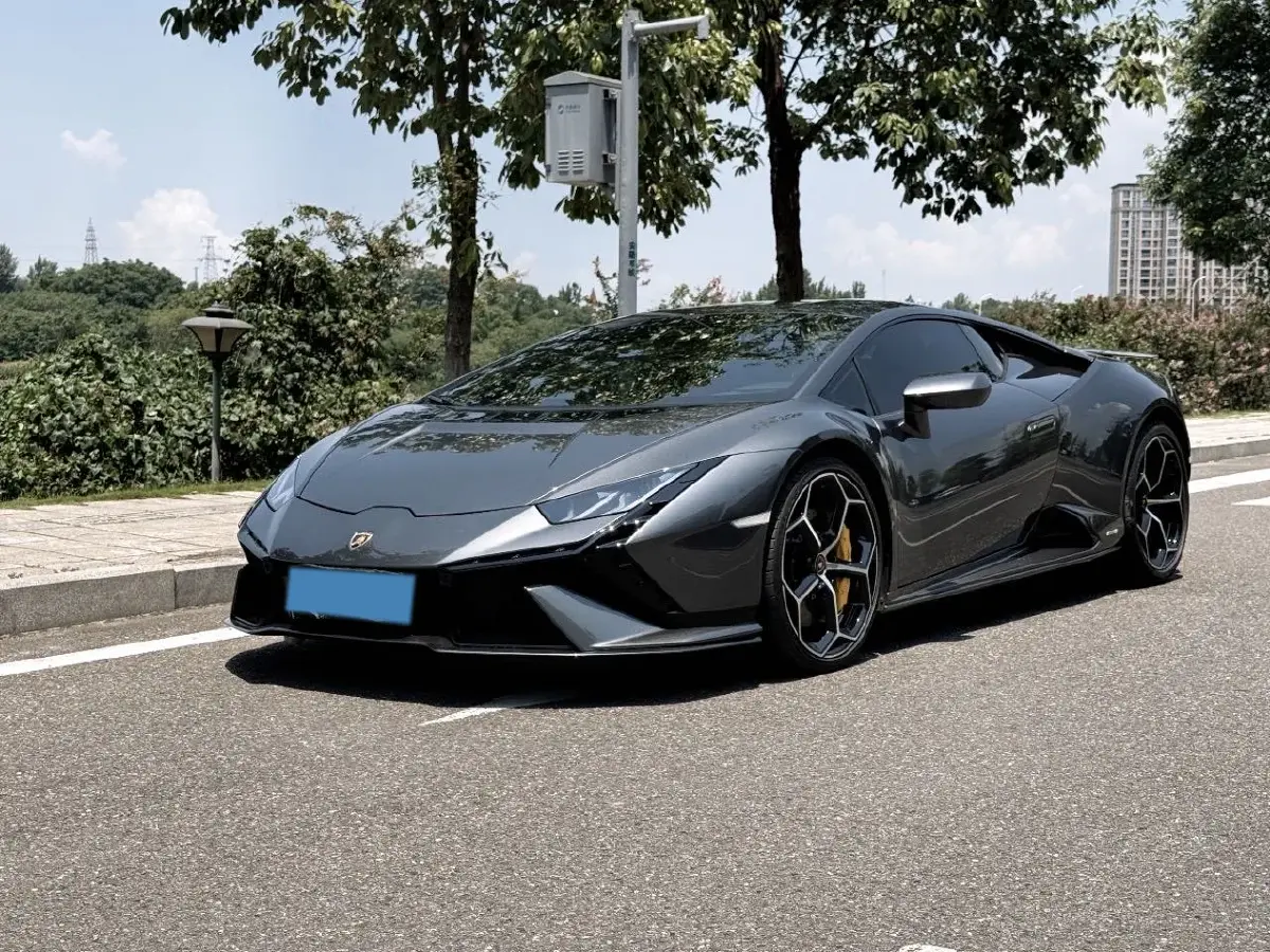 2023 Lamborghini Huracán 5.2L 640HP V10 7DCT