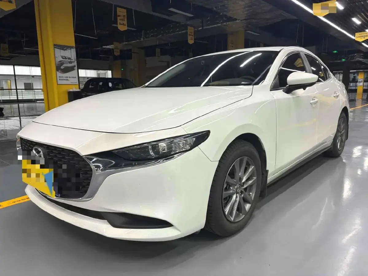 2022 Mazda 3 Axela 2.0L 158HP L4 6AT
