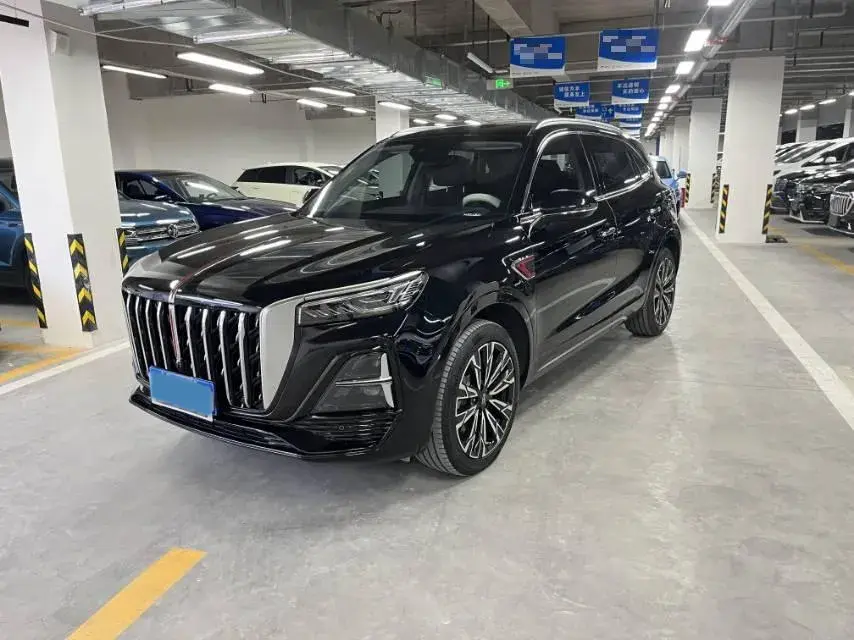 2025 HongQi HS5 2.0T 252HP L4 8AT
