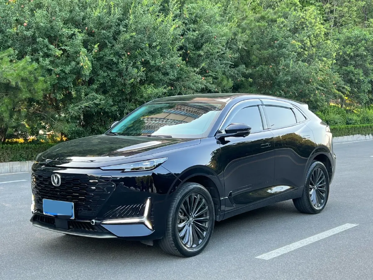 2021 ChangAn UNI-K 2.0T 233HP L4 8AT