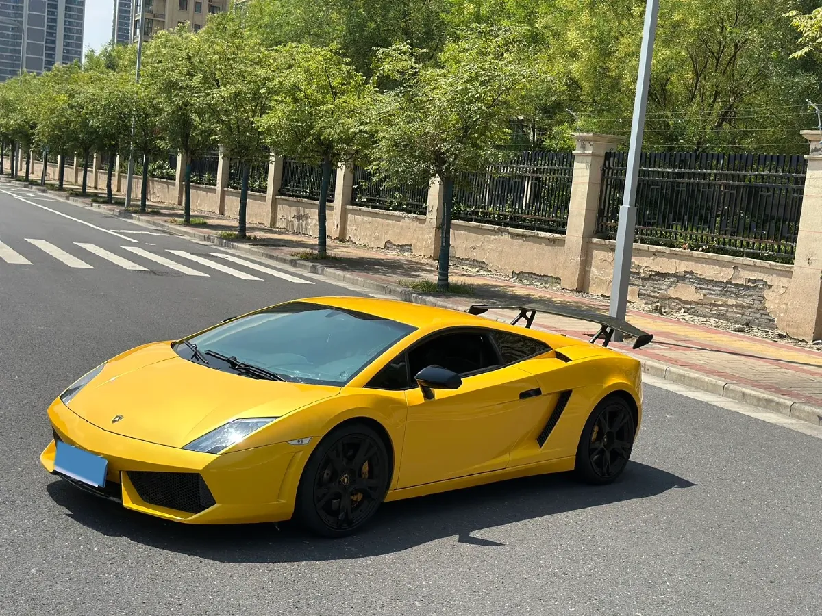 2010 Lamborghini Gallardo 5.2L 557HP V10 6AMT,autocango,china used car exporter,china ev exporter,chinese used car exporter,chinese used ev exporter
