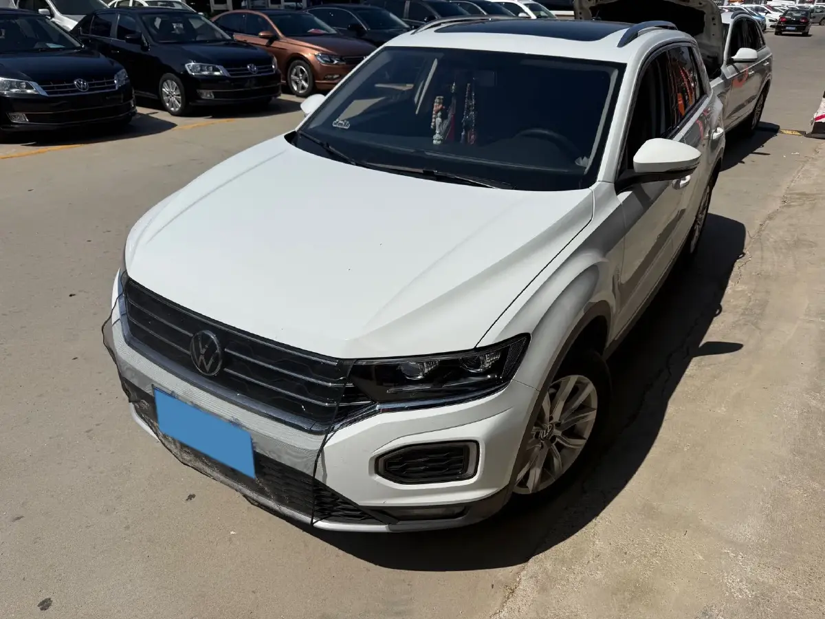 2022 Volkswagen T-Roc 1.4T 150HP L4 7DCT