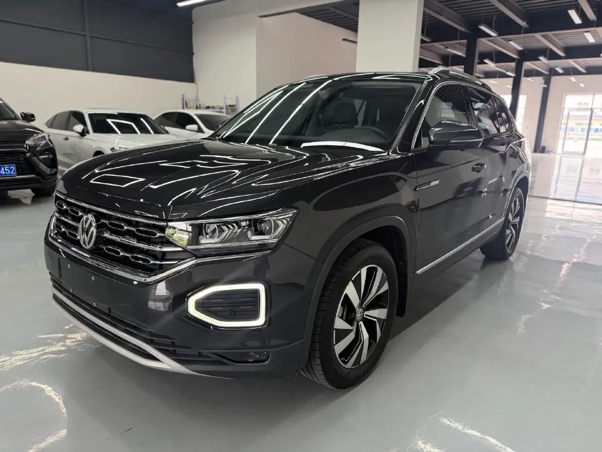 2022 Volkswagen Tayron 2.0T 186HP L4 7DCT