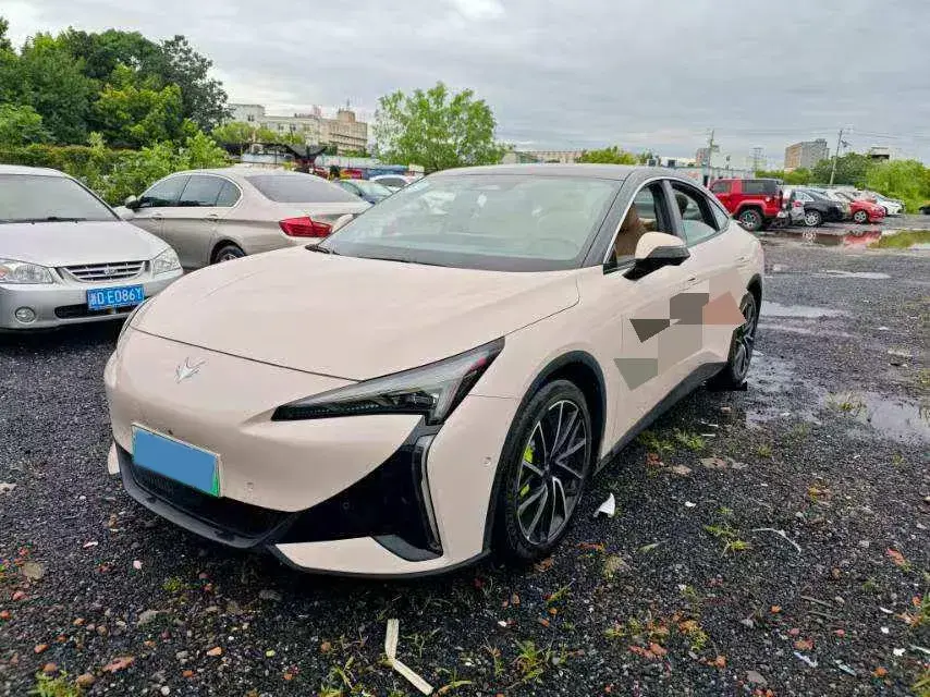 2024 ARCFOX αS5 BEV 79.2KWH