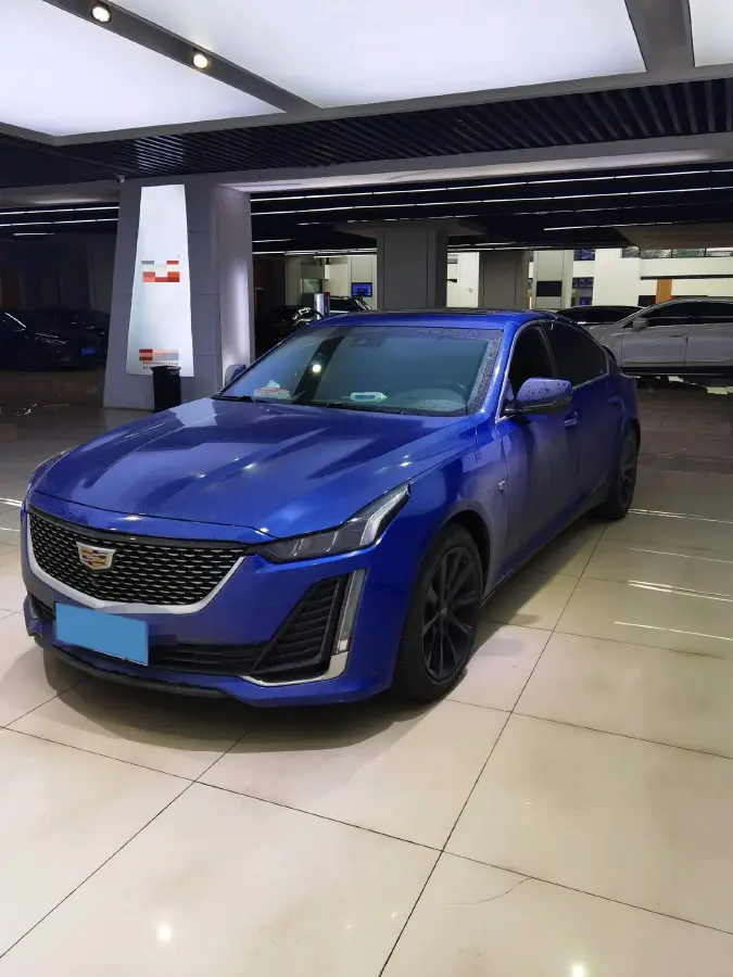 2020 Cadillac CT5 2.0T 241HP L4 10AT