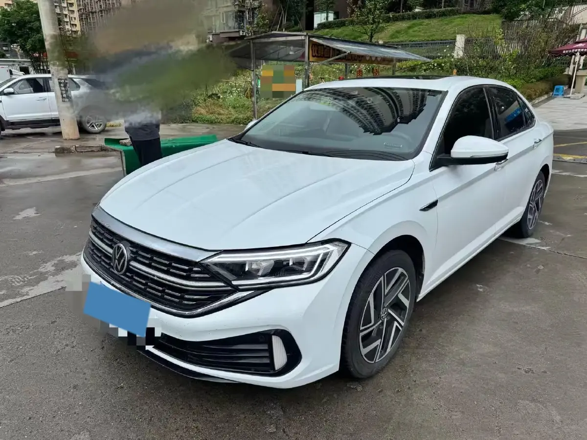 2023 Volkswagen Sagitar 1.5T 160HP L4 7DCT