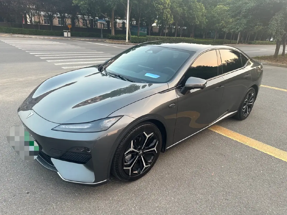 2023 Deepal SL03 1.5L 95HP L4 REEV 28.39KWH