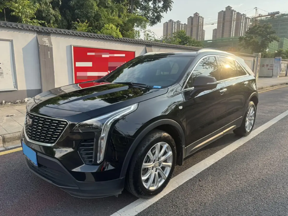 2022 Cadillac XT4 2.0T 237HP L4 9AT