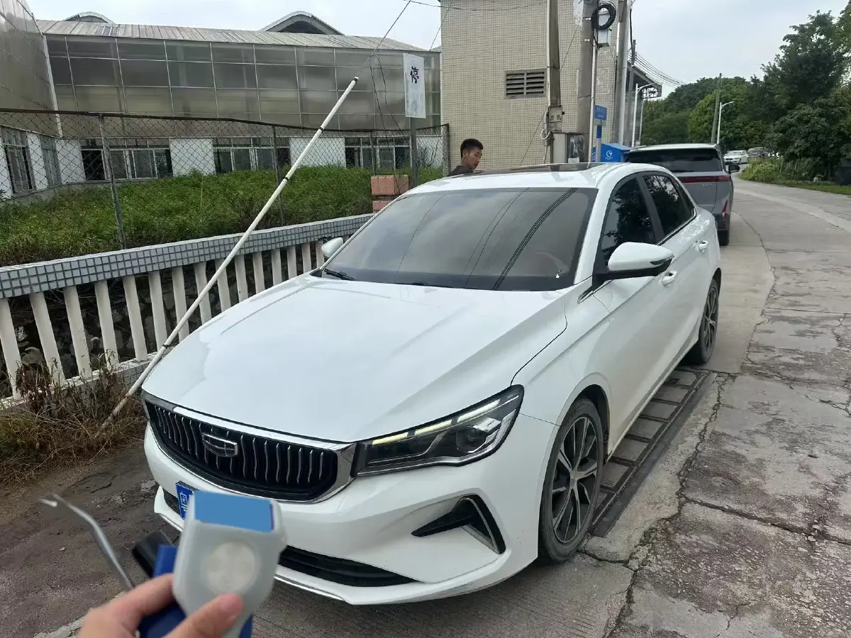 2022 Geely Emgrand L 1.4T 141HP L4 CVT