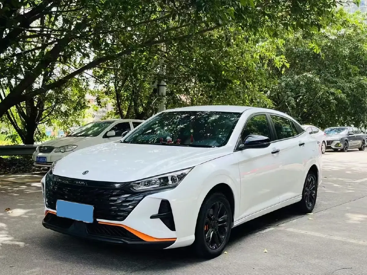 2023 DongFeng Aeolus YiXuan 1.5L 125HP L4 6DCT
