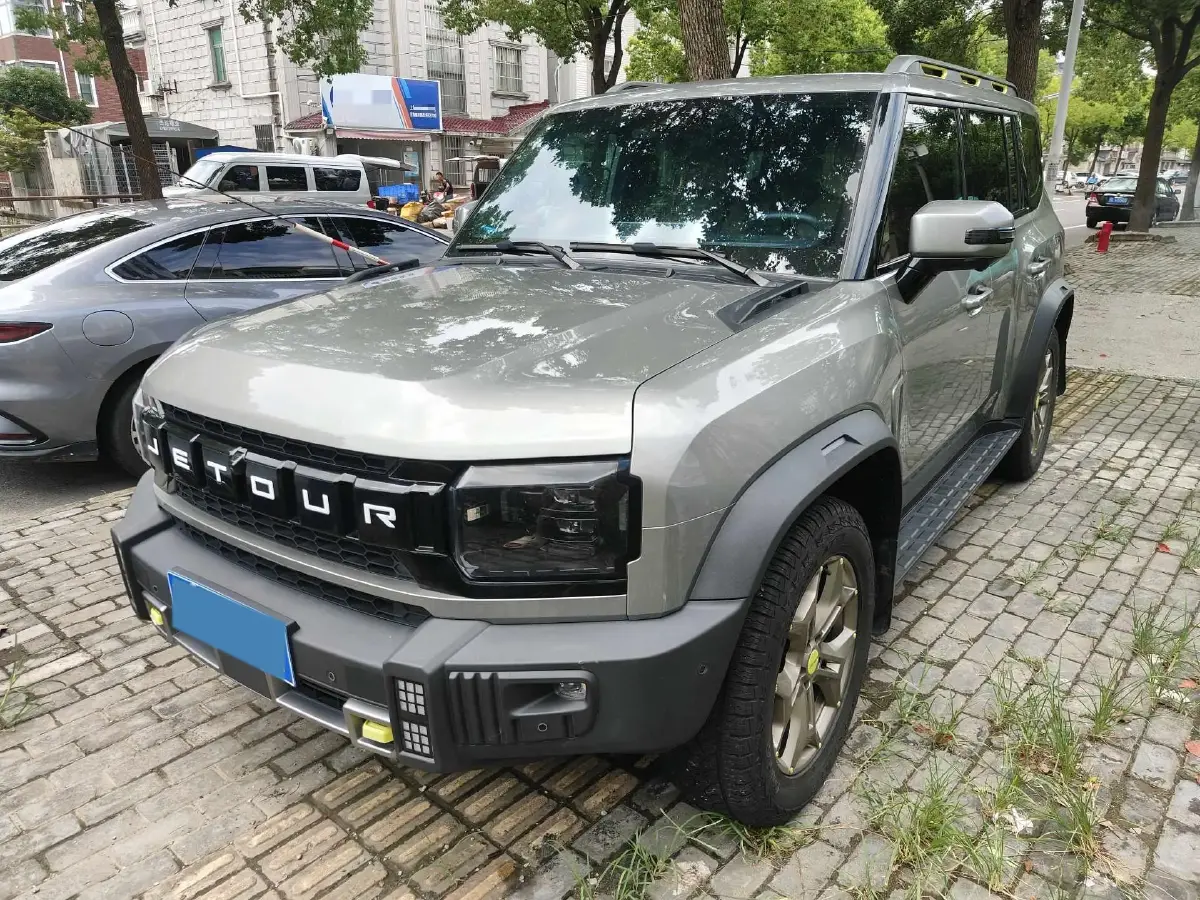 2023 Jetour Traveller 2.0T 254HP L4 8AT