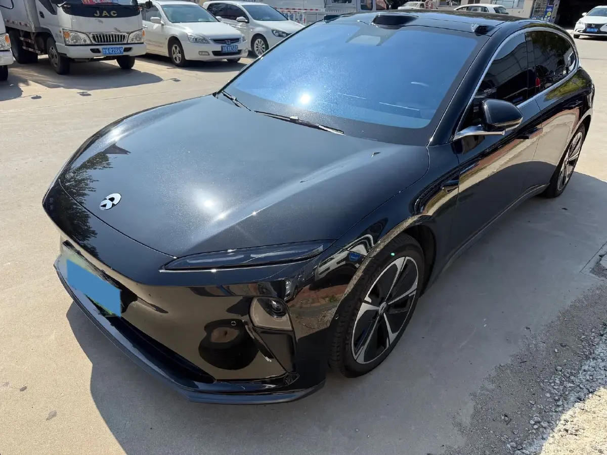 2024 NIO ET5T BEV 75KWH