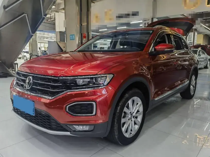 2020 Volkswagen T-Roc 1.4T 150HP L4 7DCT