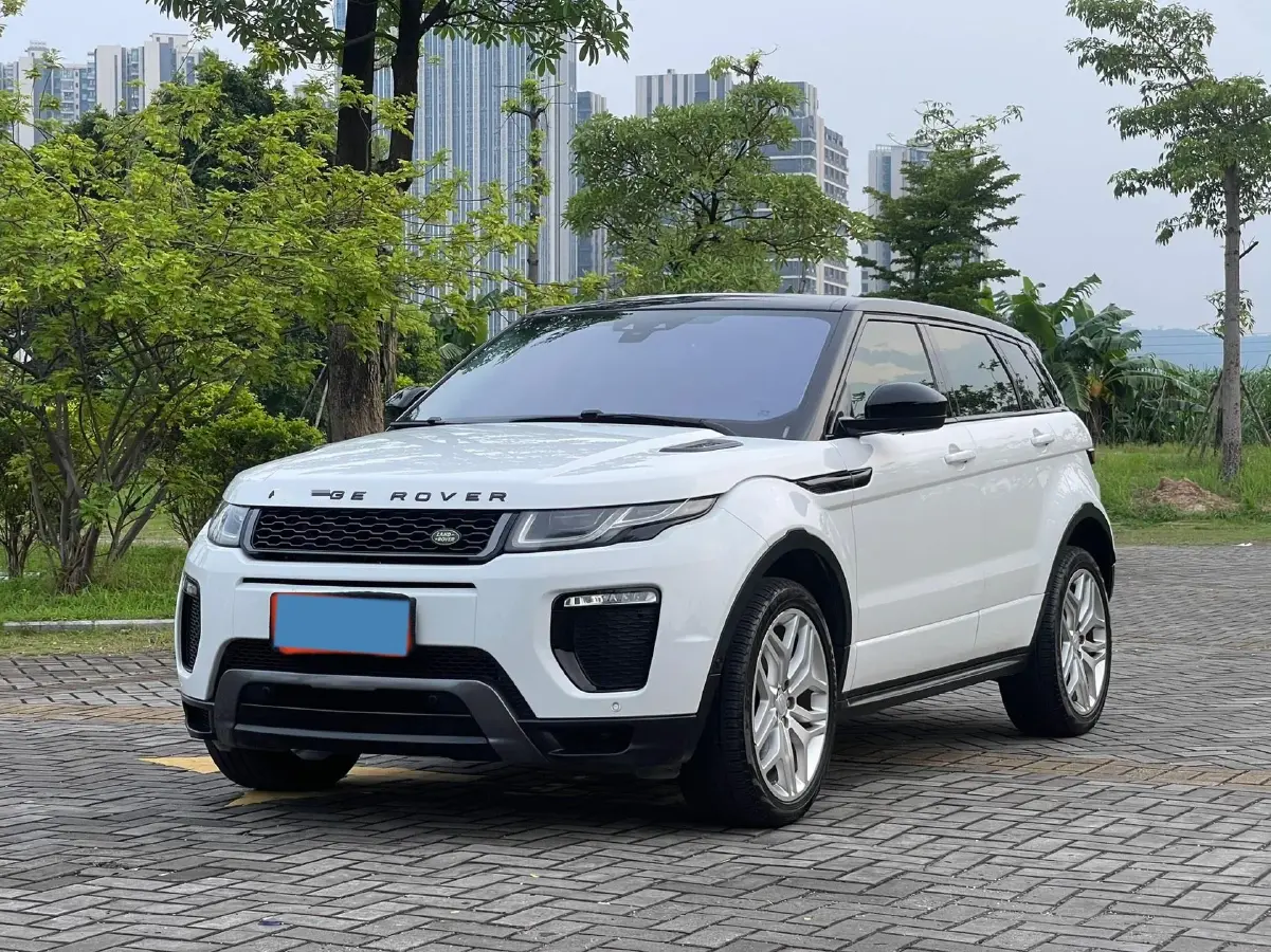 2018 Land Rover Range Rover Evoque 2.0T 241HP L4 9AT