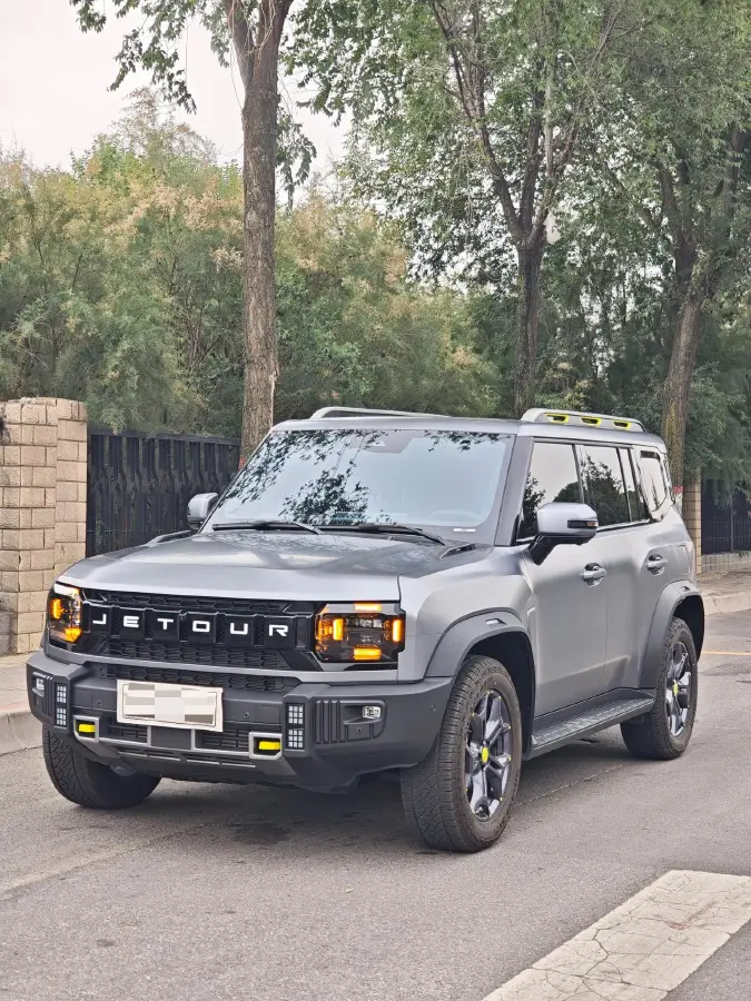 2023 Jetour Traveller 2.0T 254HP L4 7DCT