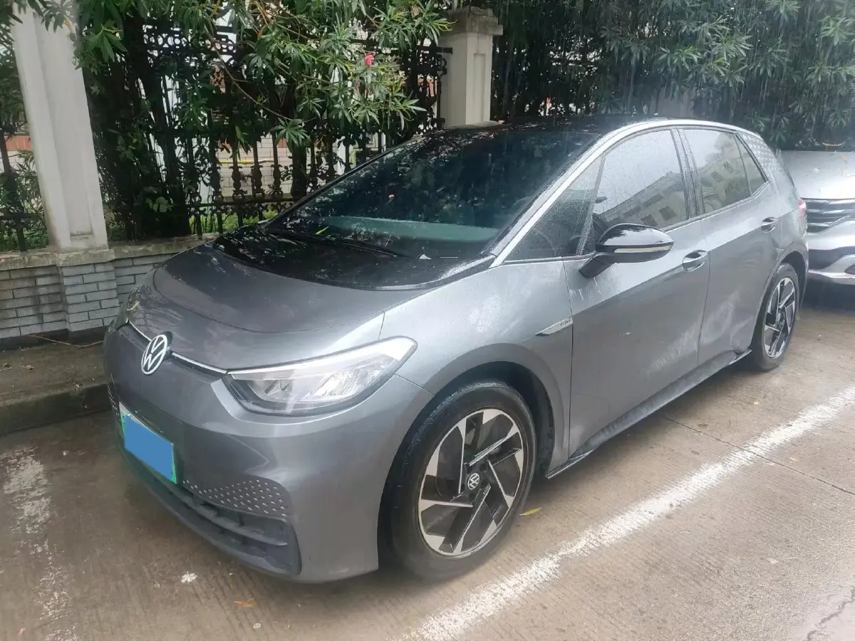 2023 Volkswagen ID.3 BEV 52.8KWH