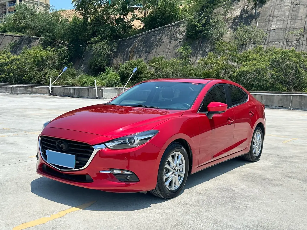 2017 Mazda 3 Axela 1.5L 117HP L4 6AT