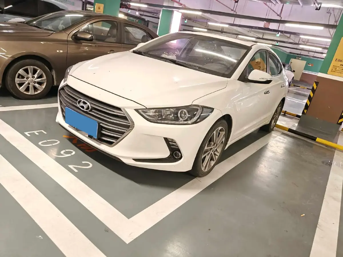 2016 Hyundai Elantra 1.6L 130HP L4 6AT