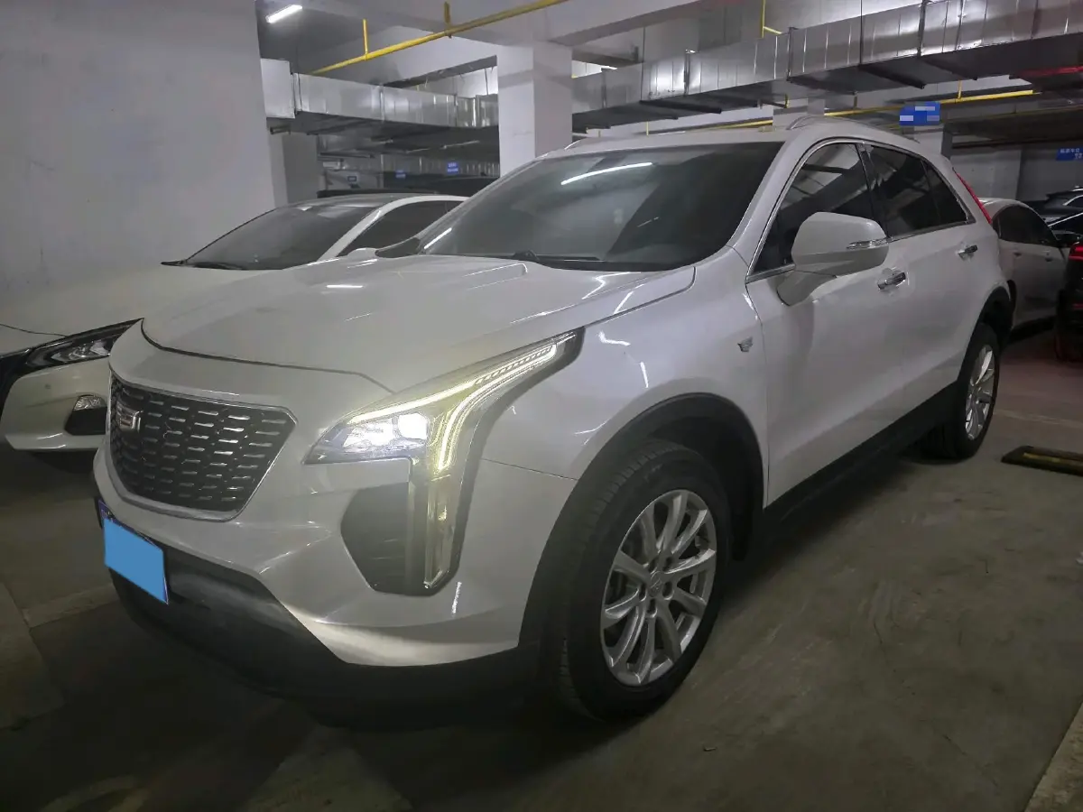 2021 Cadillac XT4 2.0T 237HP L4 9AT