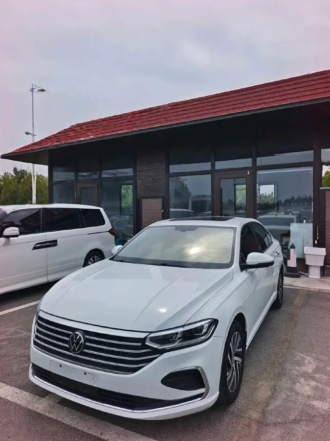 2023 Volkswagen Lavida 1.5L 110HP L4 6AT