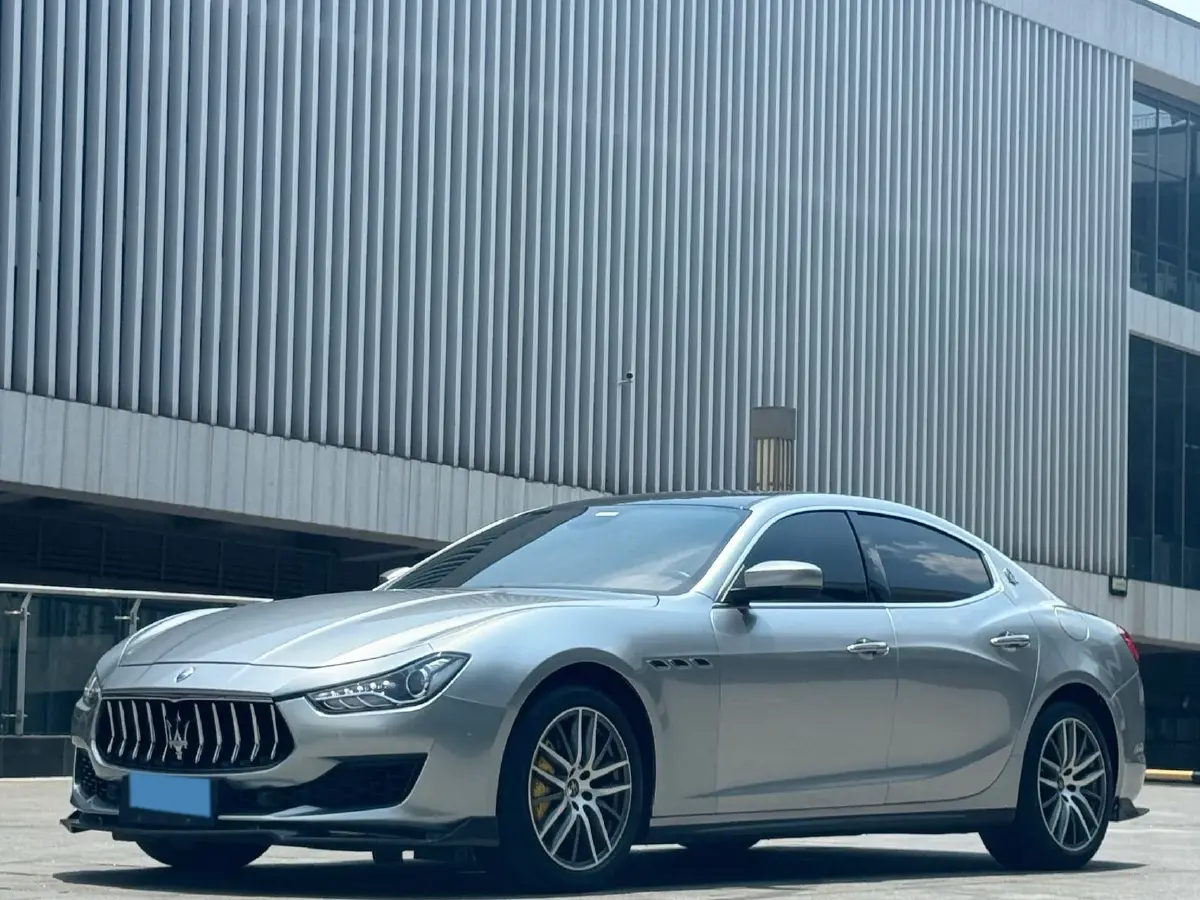 2018 Maserati Ghibli 3.0T 350HP V6 8AT