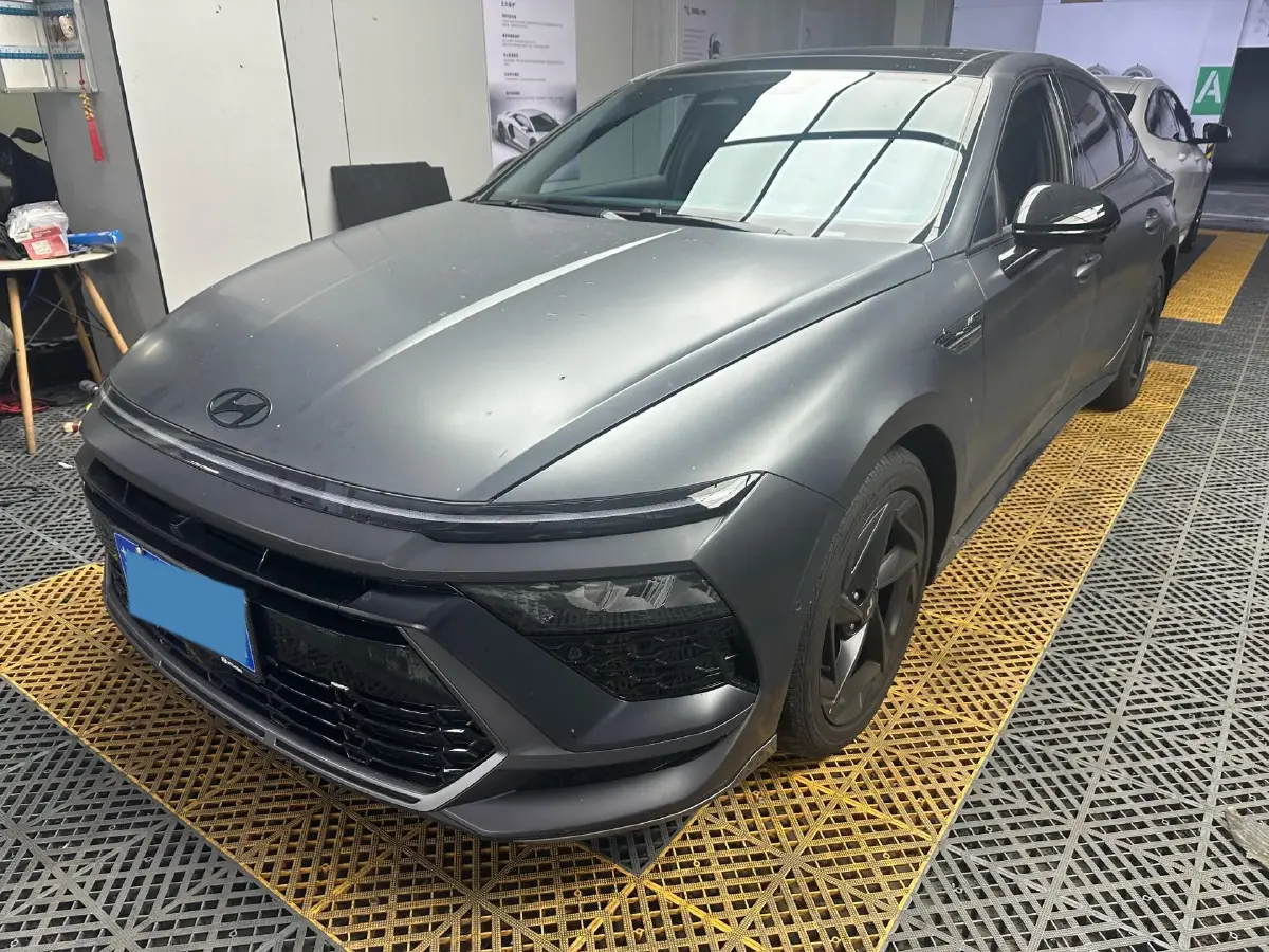 2024 Hyundai Sonata 2.0T 250HP L4 8AT