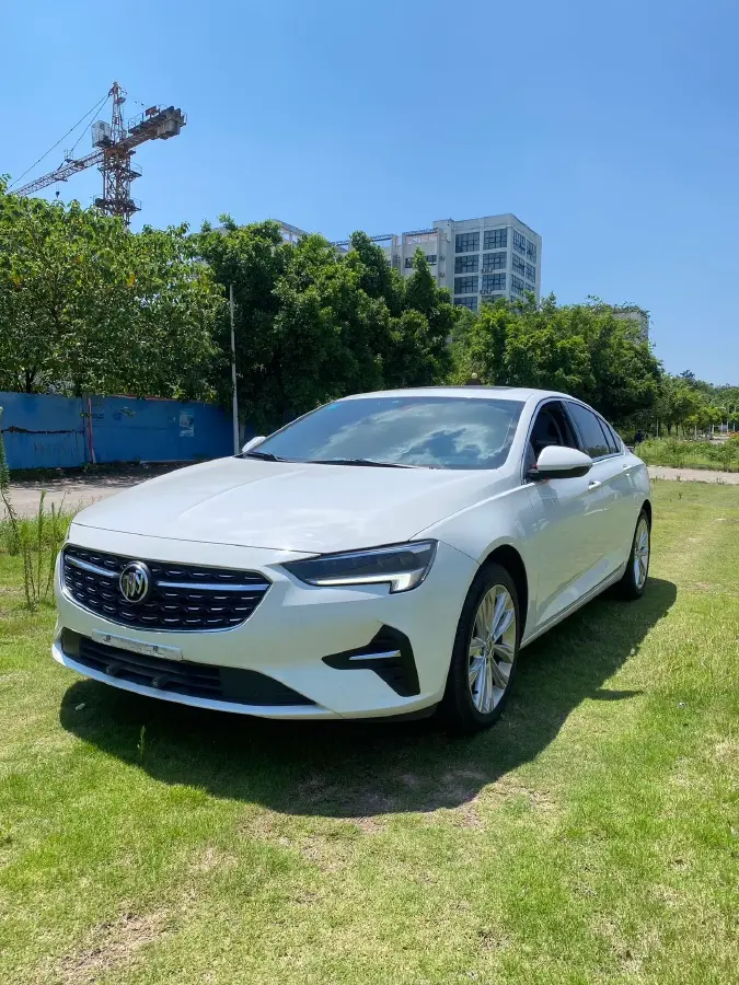 2022 Buick Regal 2.0T 237HP L4 9AT