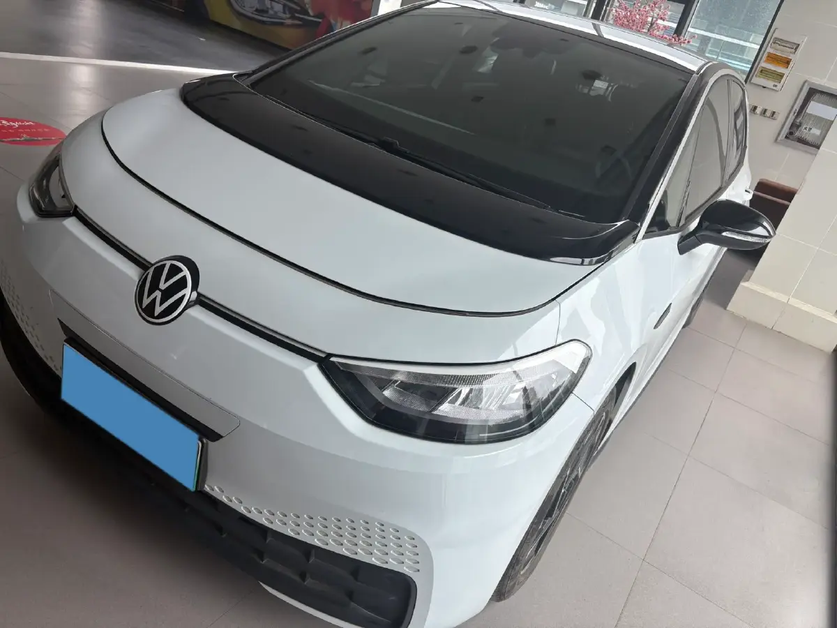 2023 Volkswagen ID.3 BEV 52.8KWH