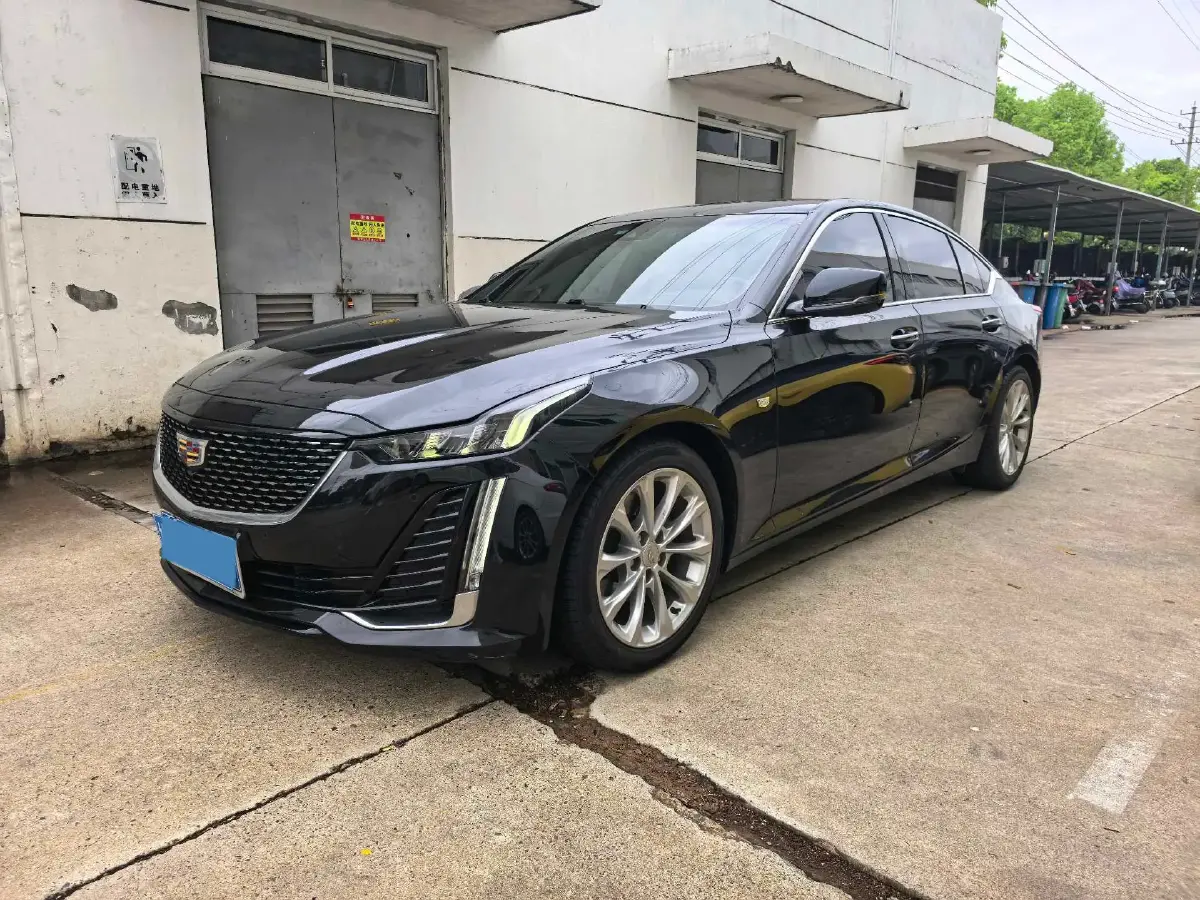 2021 Cadillac CT5 2.0T 237HP L4 10AT