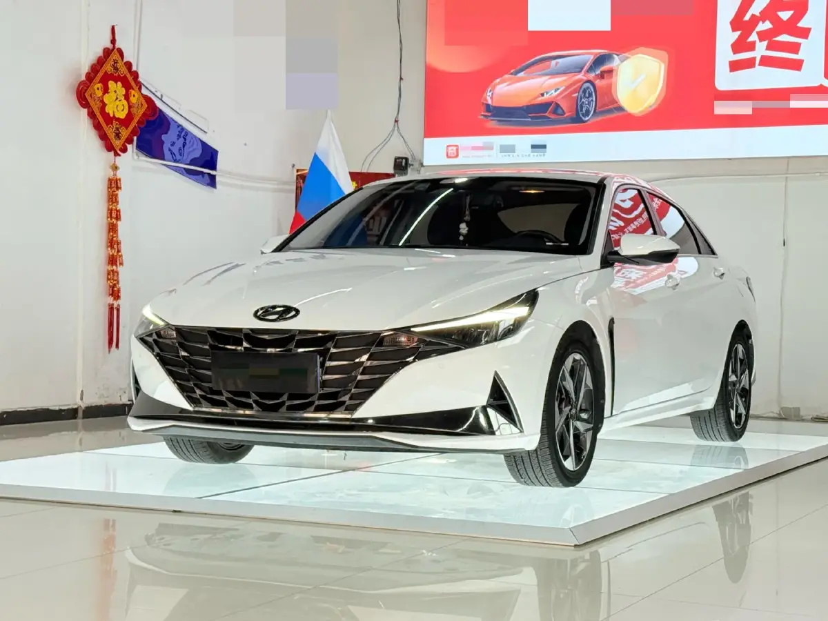 2022 Hyundai Elantra 1.5L 115HP L4 CVT