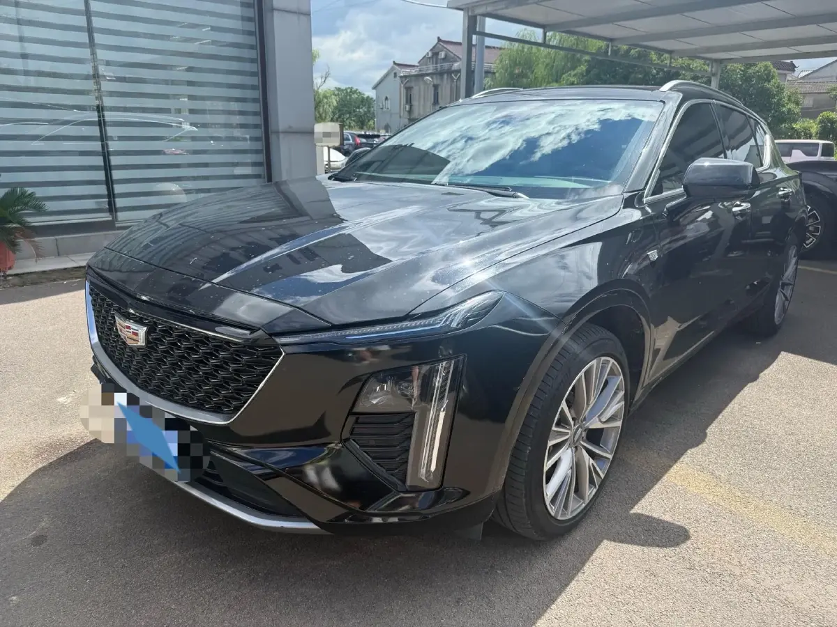 2023 Cadillac GT4 1.5T 211HP L4 9AT