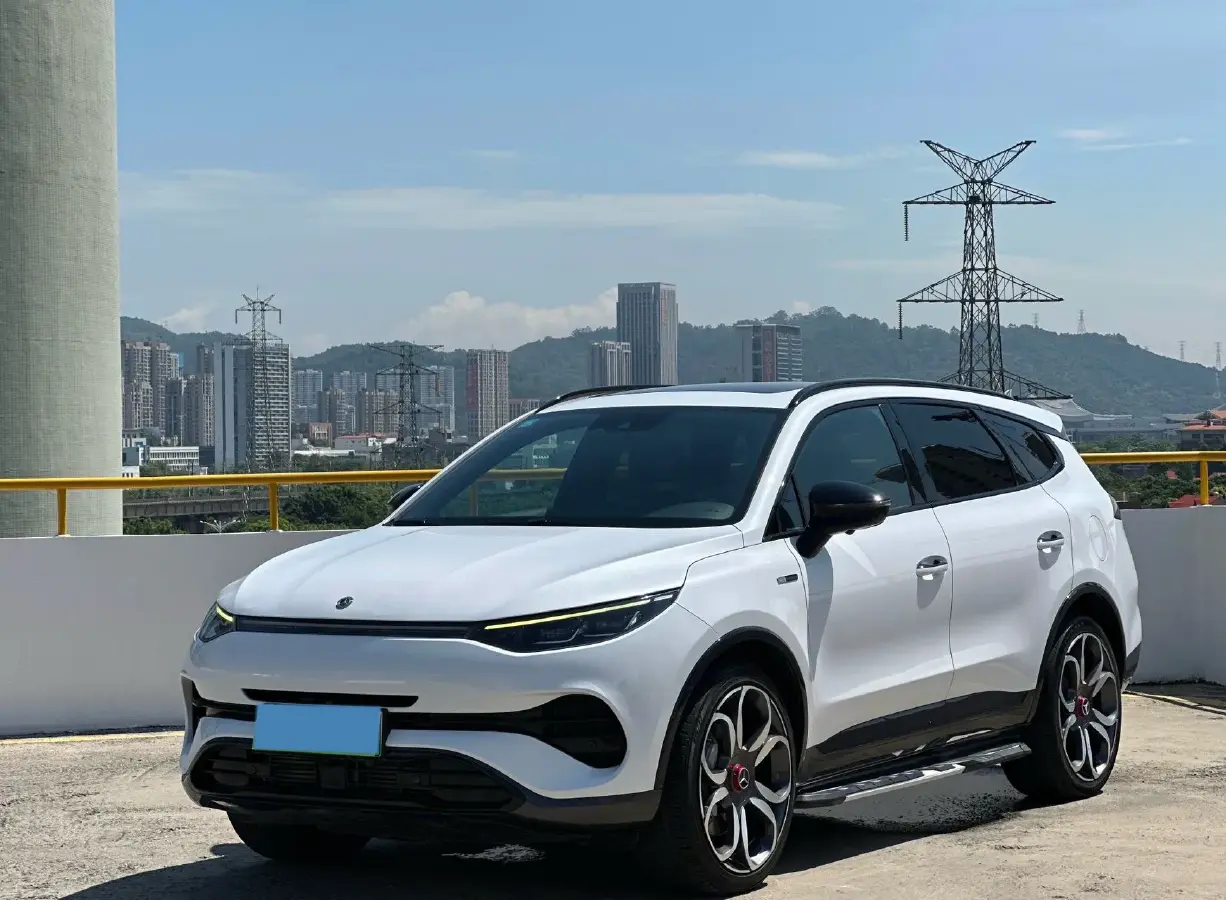 2020 Denza X 2.0T 192HP L4 6DCT PHEV 20KWH