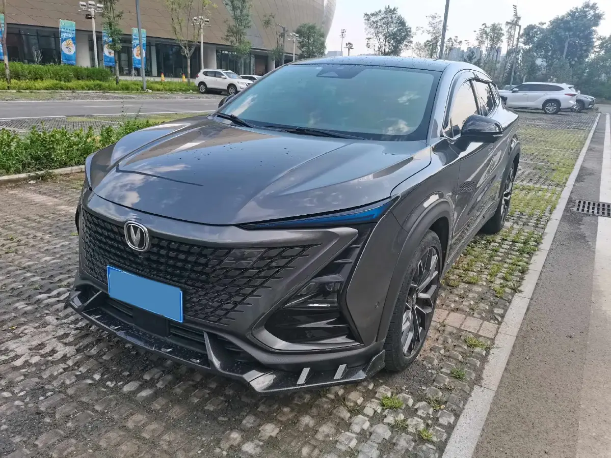 2022 ChangAn UNI-T 1.5T 188HP L4 7DCT