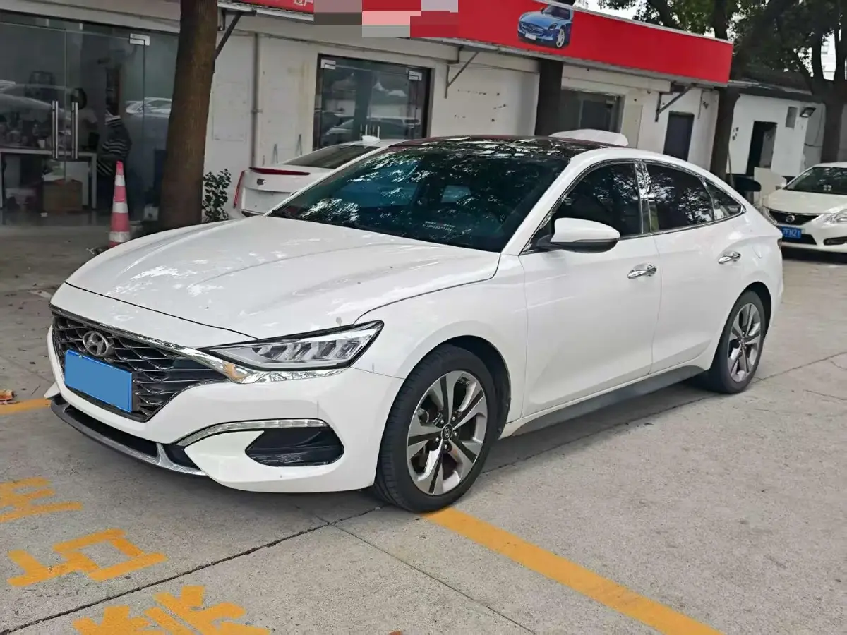 2019 Hyundai La Festa 1.6T 204HP L4 7DCT