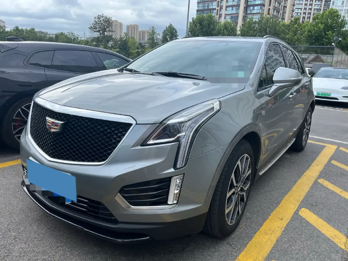 2022 Cadillac XT5 2.0T 237HP L4 9AT