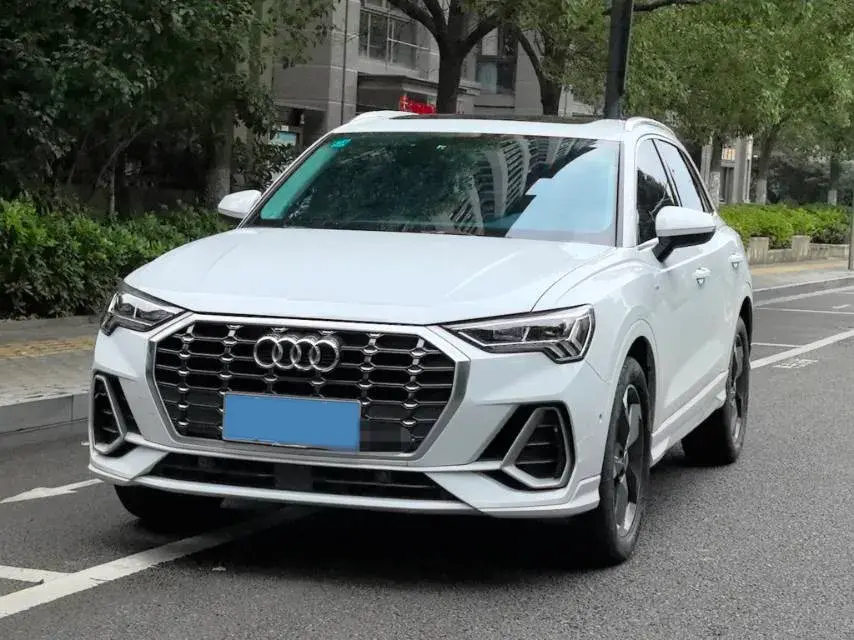 2024 Audi Q2L 1.5T 160HP L4 7DCT