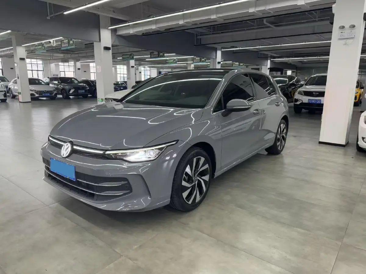 2025 Volkswagen Golf 1.5T 160HP L4 7DCT