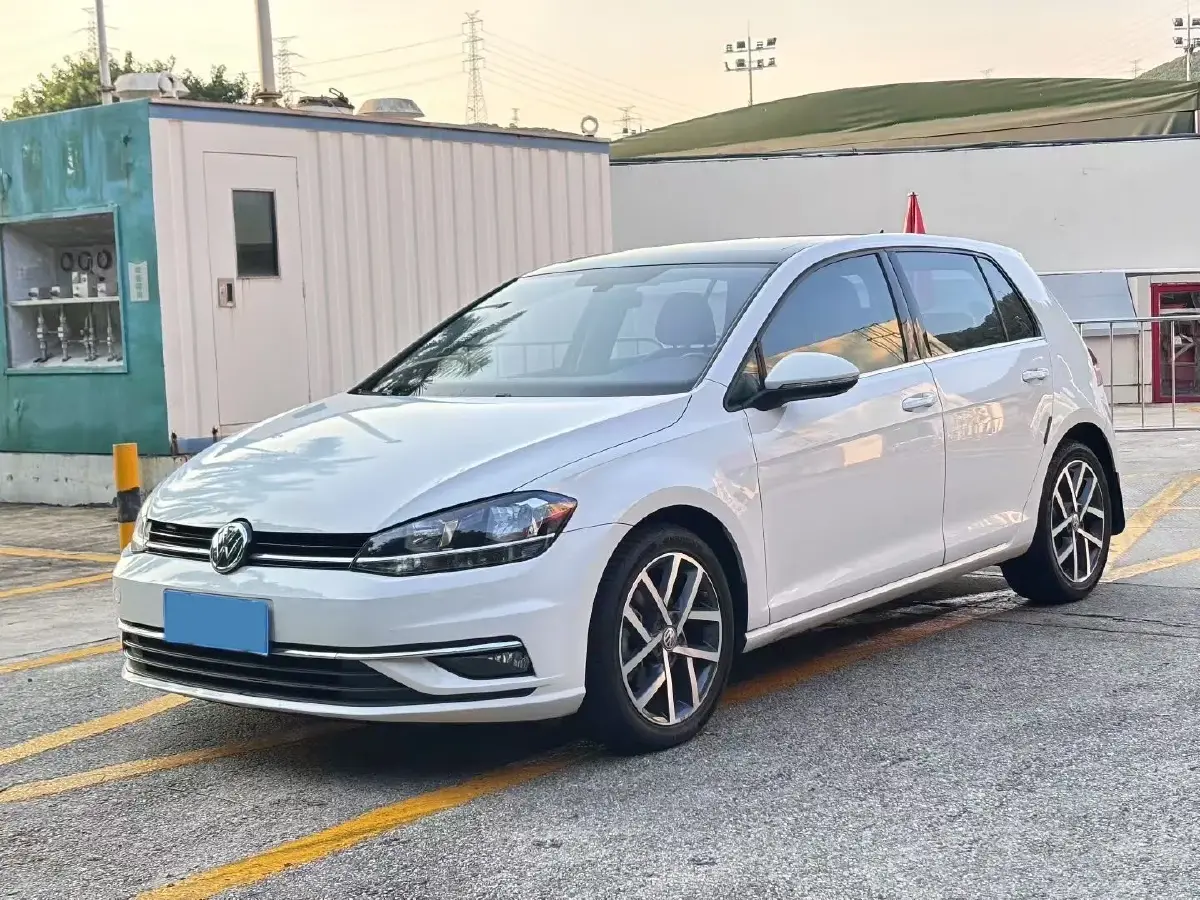 2019 Volkswagen Golf 1.4T 150HP L4 7DCT