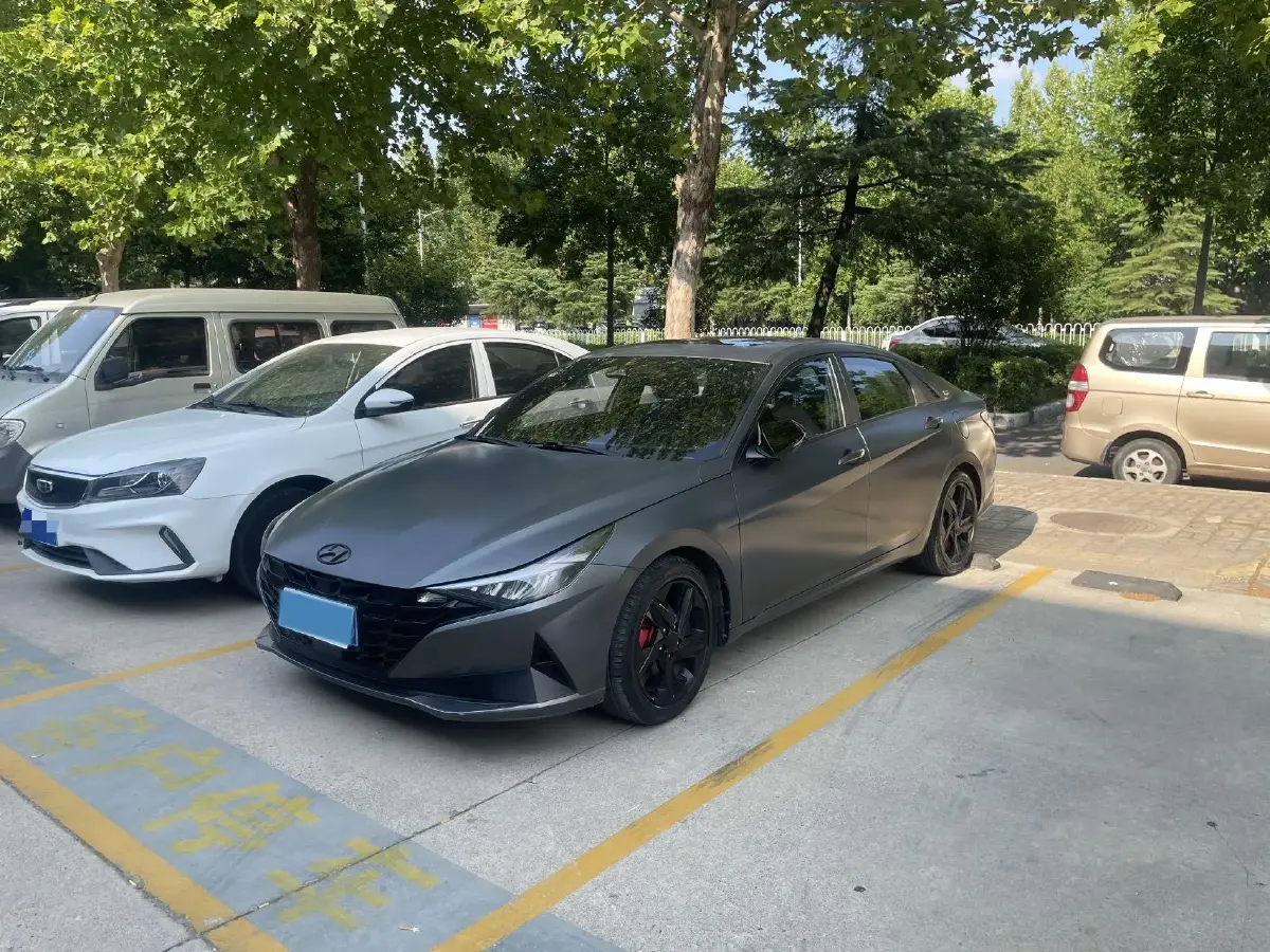 2022 Hyundai Elantra 1.5L 115HP L4 CVT