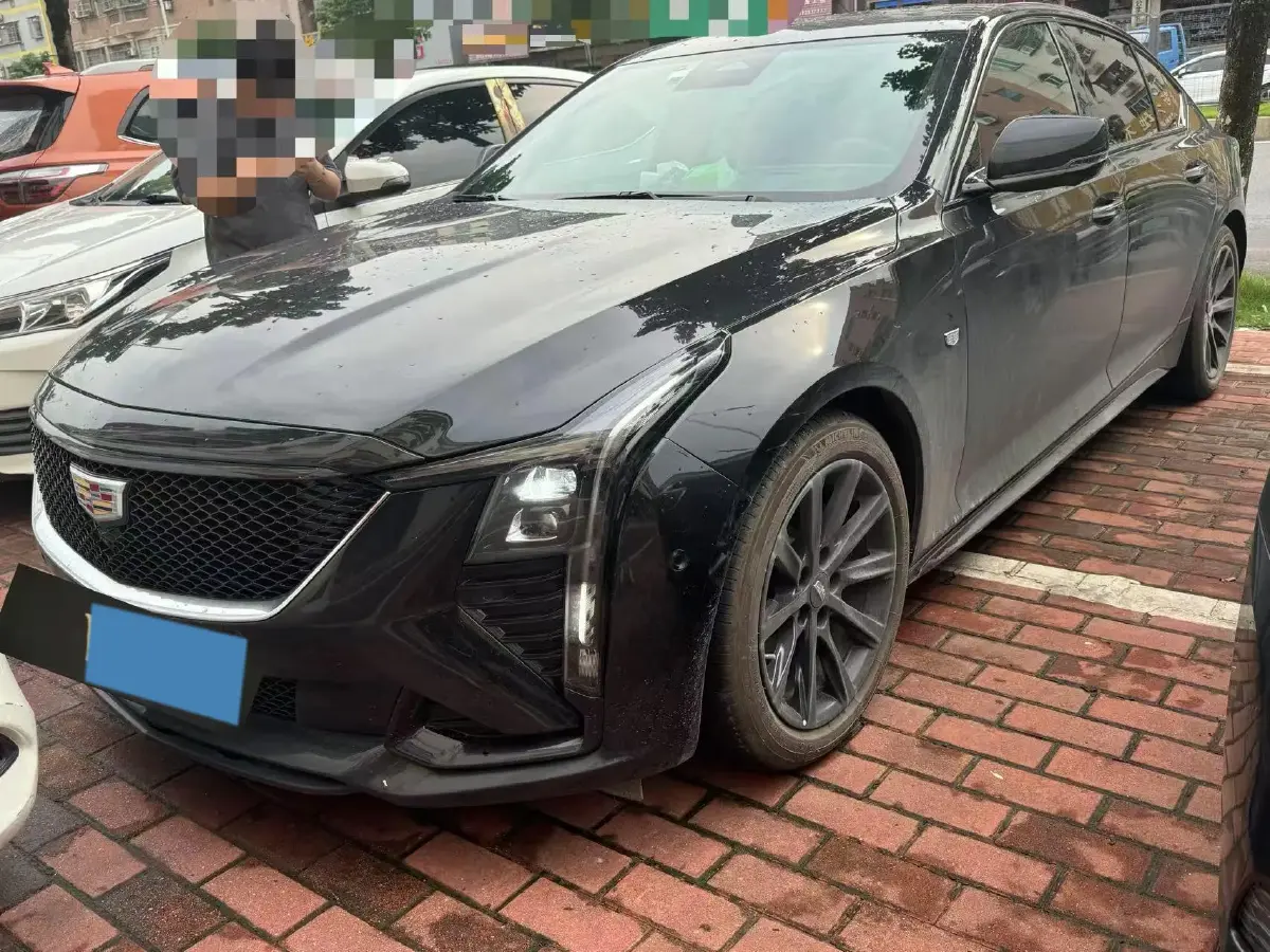 2024 Cadillac CT5 2.0T 237HP L4 10AT