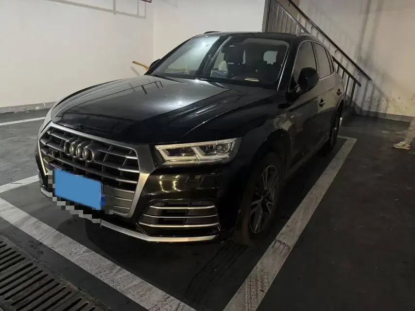 2020 Audi Q5L 2.0T 190HP L4 7DCT