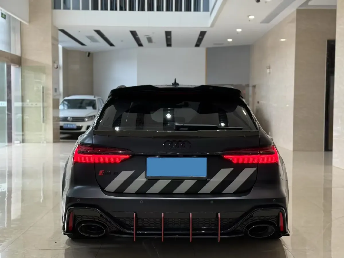 2021 Audi RS 6 4.0T 600HP V8 8AT,autocango,china used car exporter,china ev exporter,chinese used car exporter,chinese used ev exporter