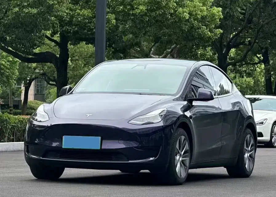 2022 Tesla Model Y BEV 60KWH